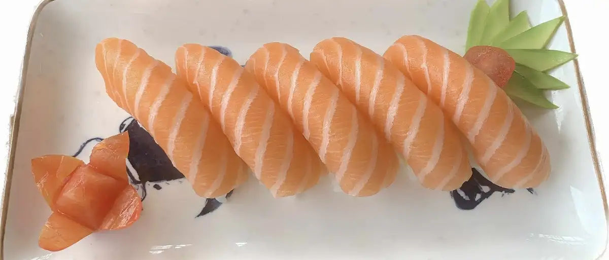 Sushi Saumon